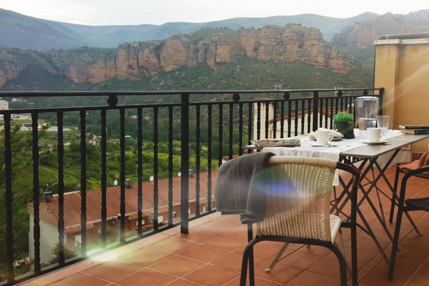 Un Apartamento Con Vistas Viguera Esterno foto