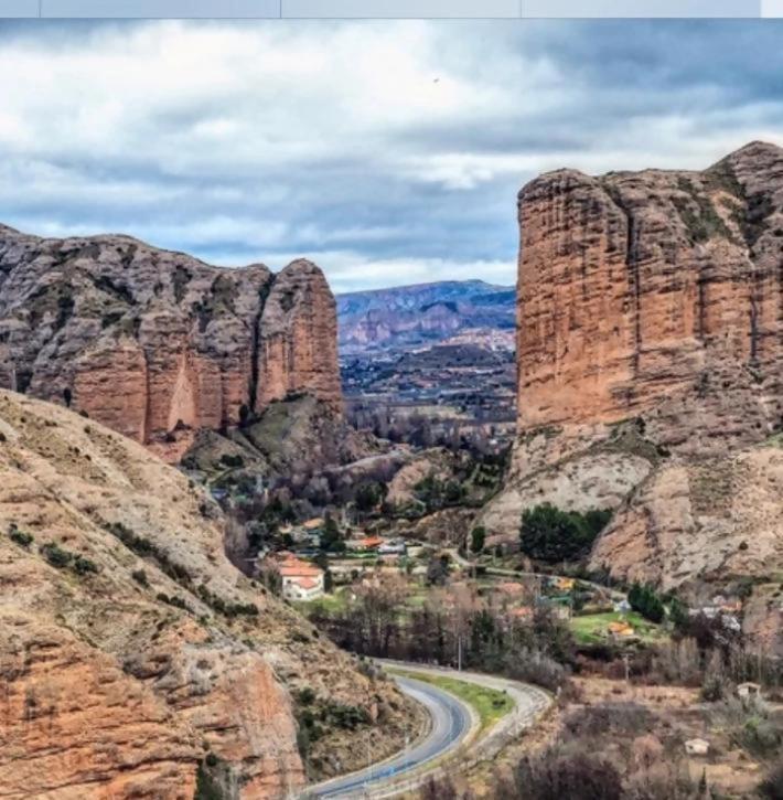Un Apartamento Con Vistas Viguera Esterno foto