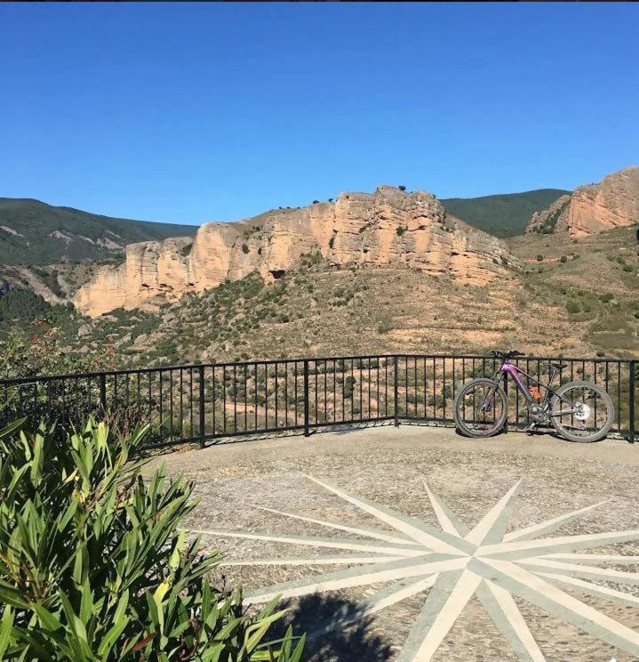 Un Apartamento Con Vistas Viguera Esterno foto